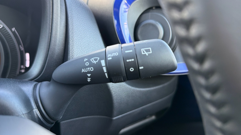 Toyota Aygo X 1.0 VVT-i Edge 5dr Auto Petrol Hatchback